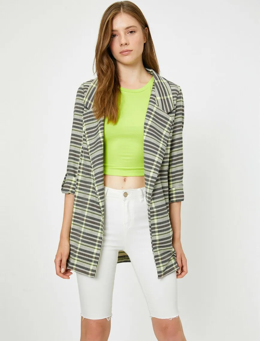 16525 Multi Colour Buttonless Check Jacket