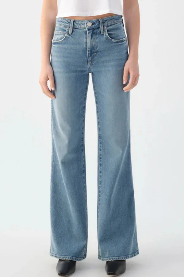 AMO Anita Flare Jeans in Eternal