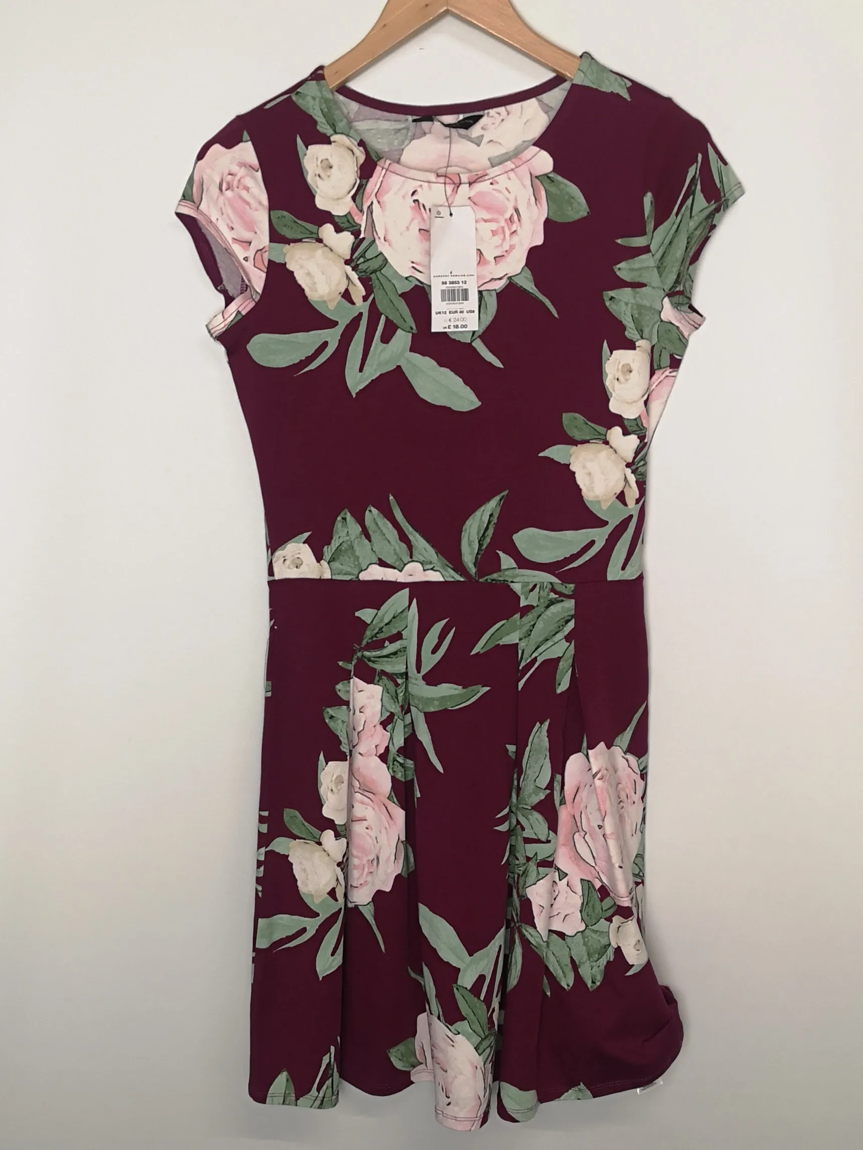 BNWT Dorothy Perkins Purple Floral Boxpleat Dress Size 12