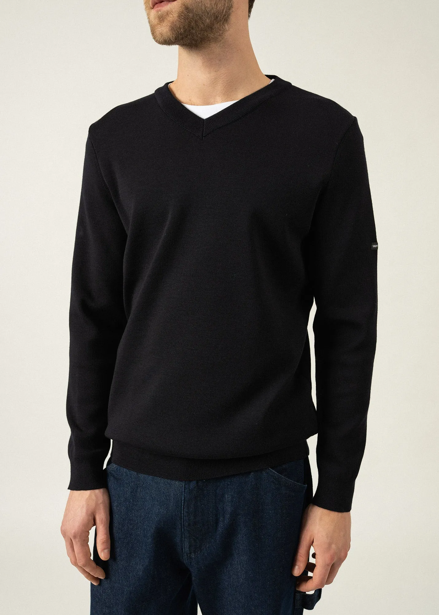 Cuirassé V neck jumper - in soft wool (NAVY)