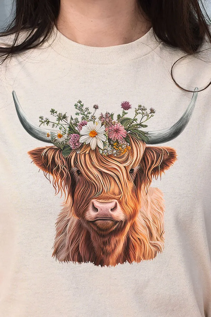 Daisy Highland Cow Short Sleeve Relaxed Fit T-Shirt