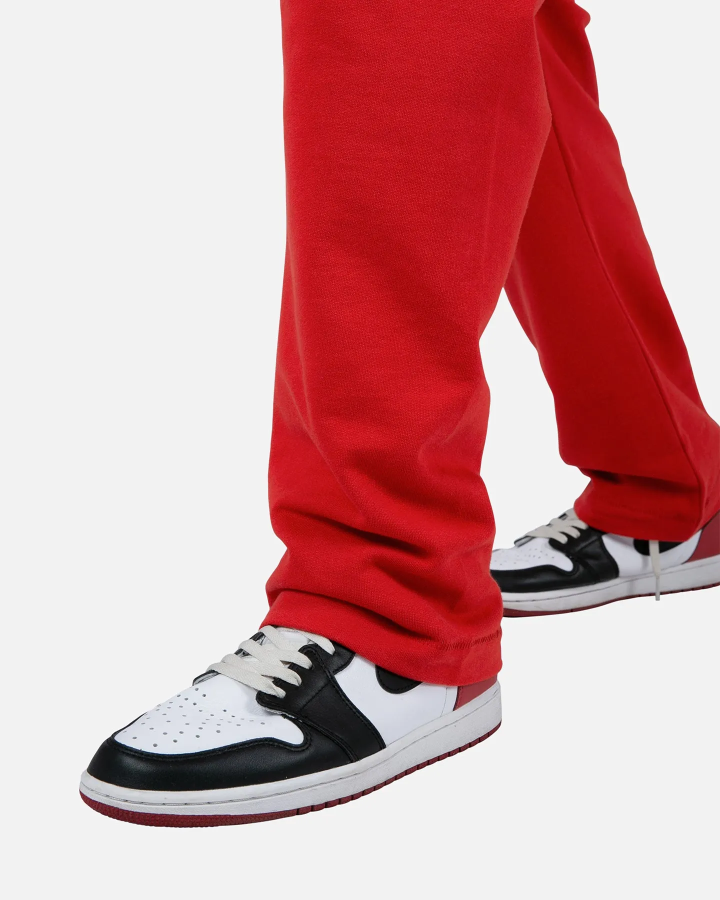 MNML Relaxed Everyday Sweatpants Red