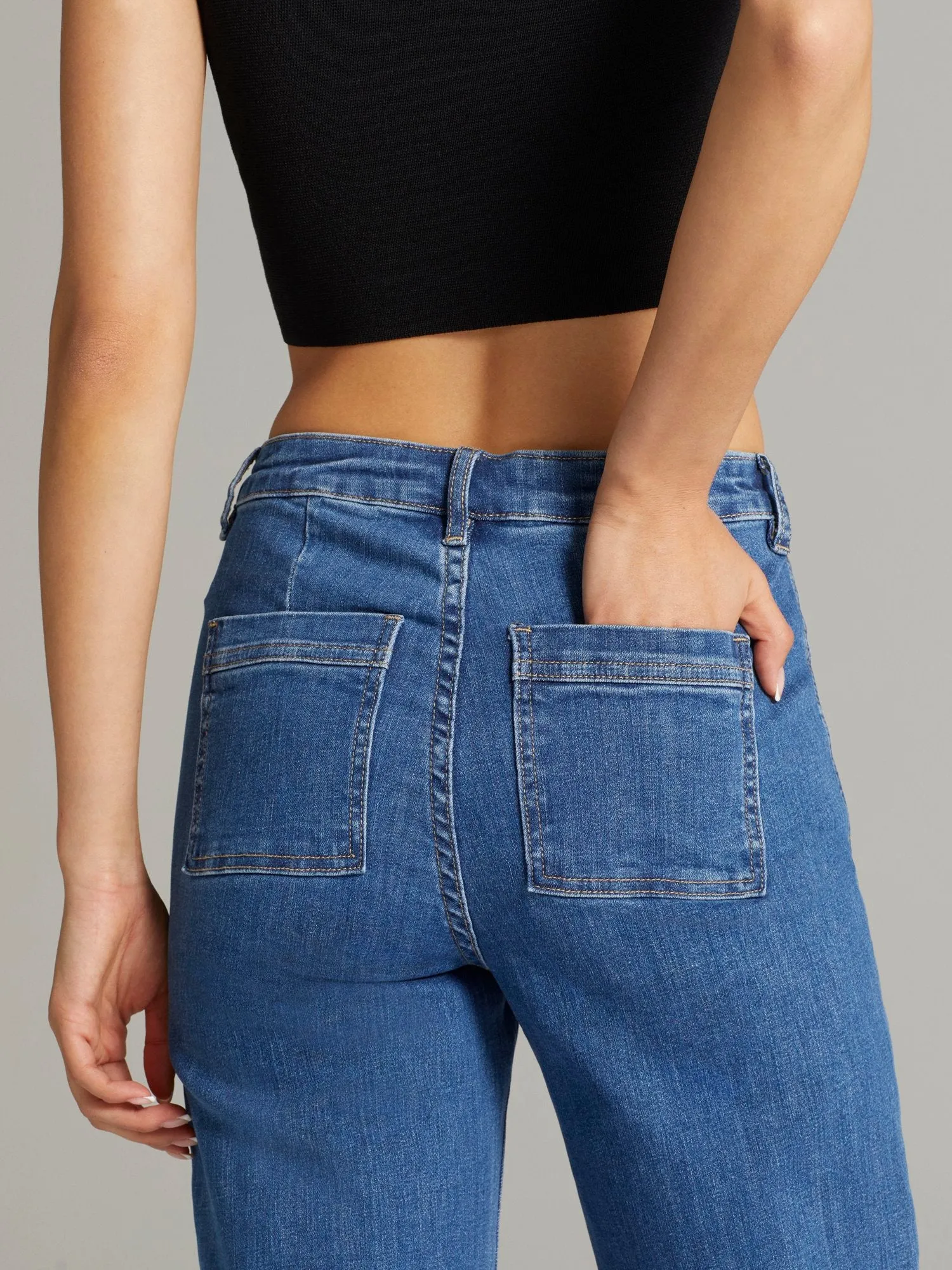 Shanice High-Waisted Straight-Leg Jeans