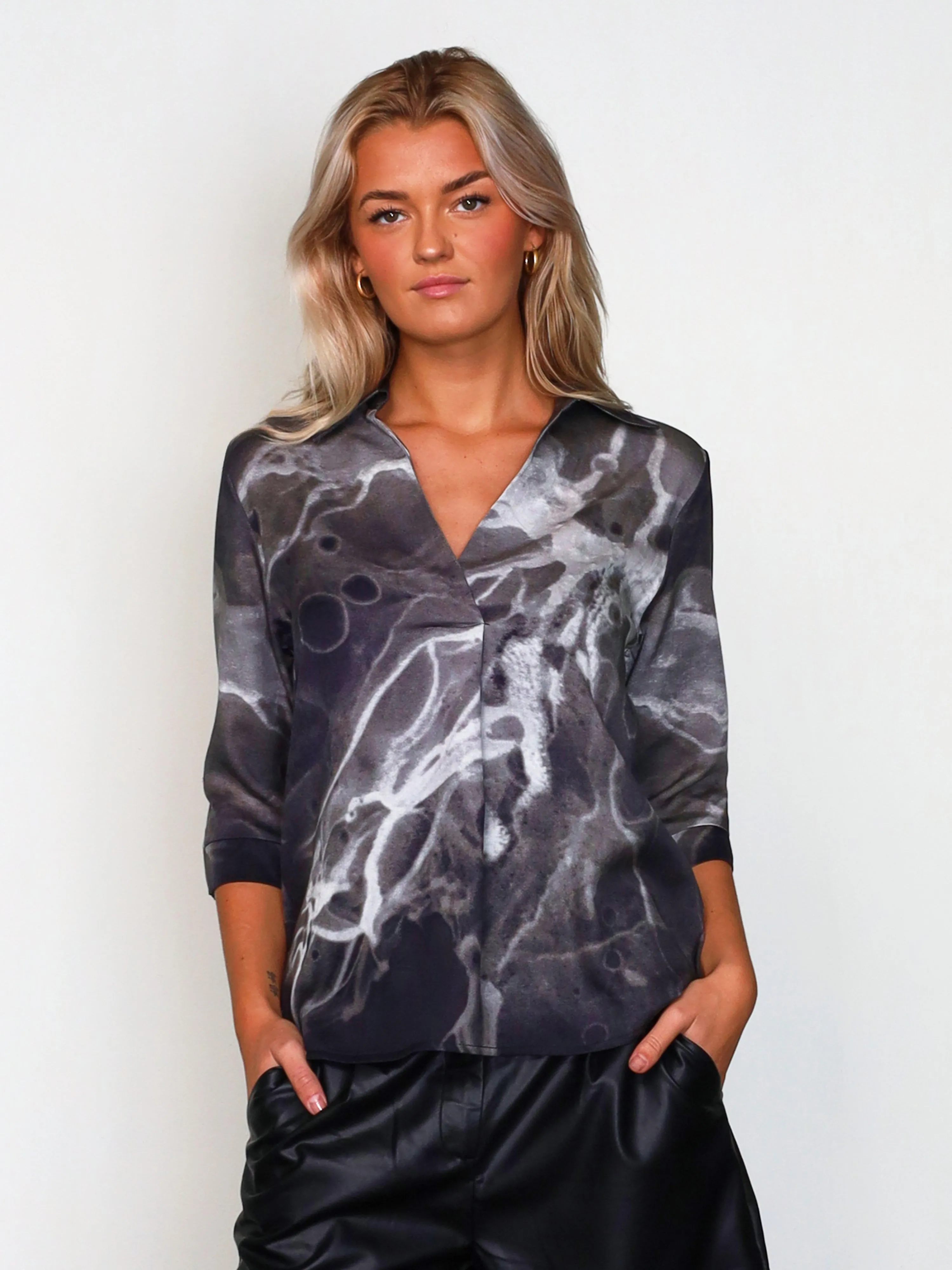 XOEY Blouse - Black mix